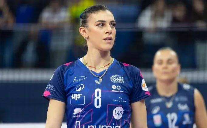 Fenerbahçe'ye transferini açıkladı: Seni seviyorum Fenerbahçe 1